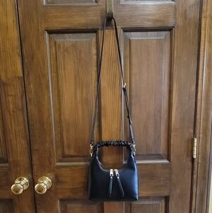 Urban Expressions Elegant Black Shoulder Bag